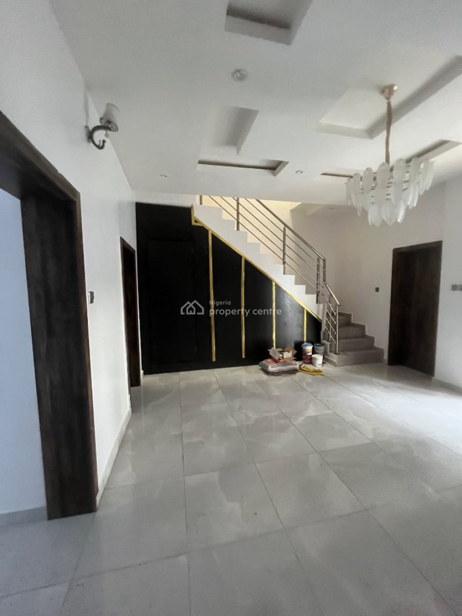 Luxury Clean 3 Bedroom Duplex, Mobil Road Ilaje, Ajah, Lagos, Terraced Duplex for Rent