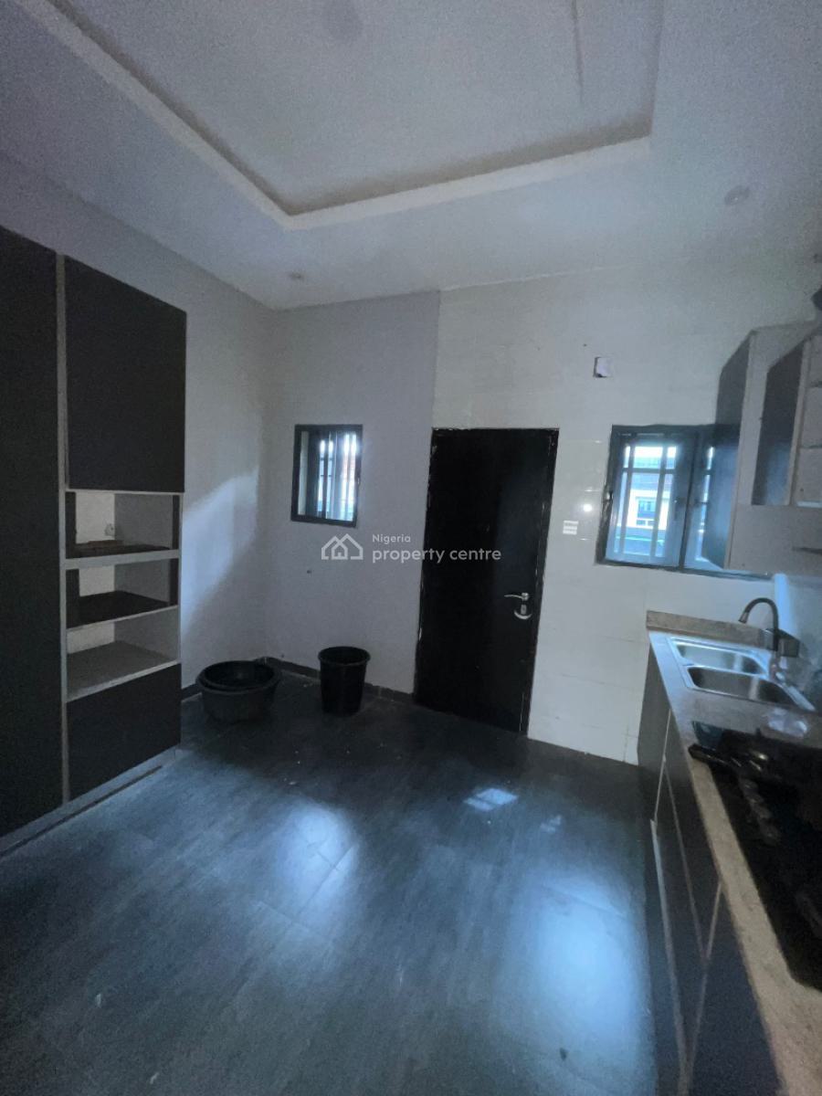 Luxury Clean 3 Bedroom Duplex, Mobil Road Ilaje, Ajah, Lagos, Terraced Duplex for Rent