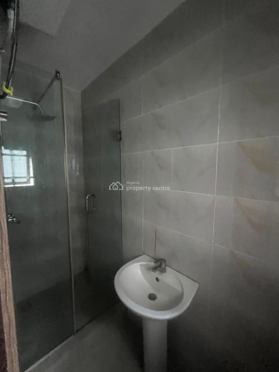 Luxury Clean 3 Bedroom Duplex, Mobil Road Ilaje, Ajah, Lagos, Terraced Duplex for Rent