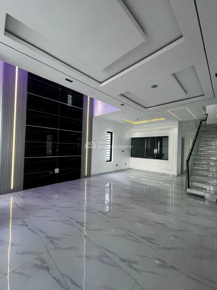 5 Bedroom Detached House with Bq, Ikota, Lekki, Lagos, Detached Duplex for Sale