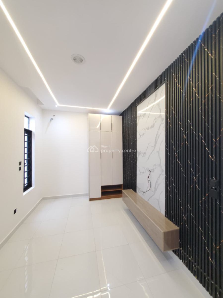 4 Bedroom Triplex  Bq, Lekki, Lagos, Semi-detached Duplex for Sale