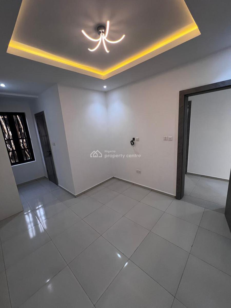 Specious Well Built Luxury  4 Bedroom Semi Detached Duplex, Phase 1, Lekki, Lagos, House for Rent