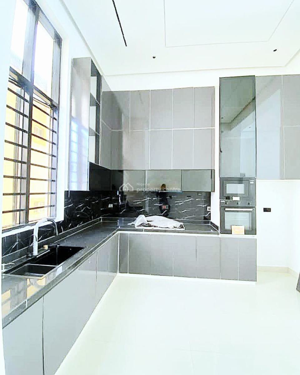 3-bedroom Apartment, Lekki Phase 1, Lekki, Lagos, Flat / Apartment for Sale