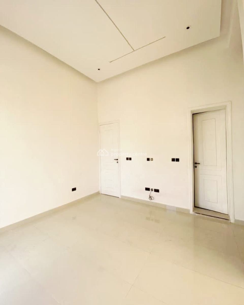 3-bedroom Apartment, Lekki Phase 1, Lekki, Lagos, Flat / Apartment for Sale