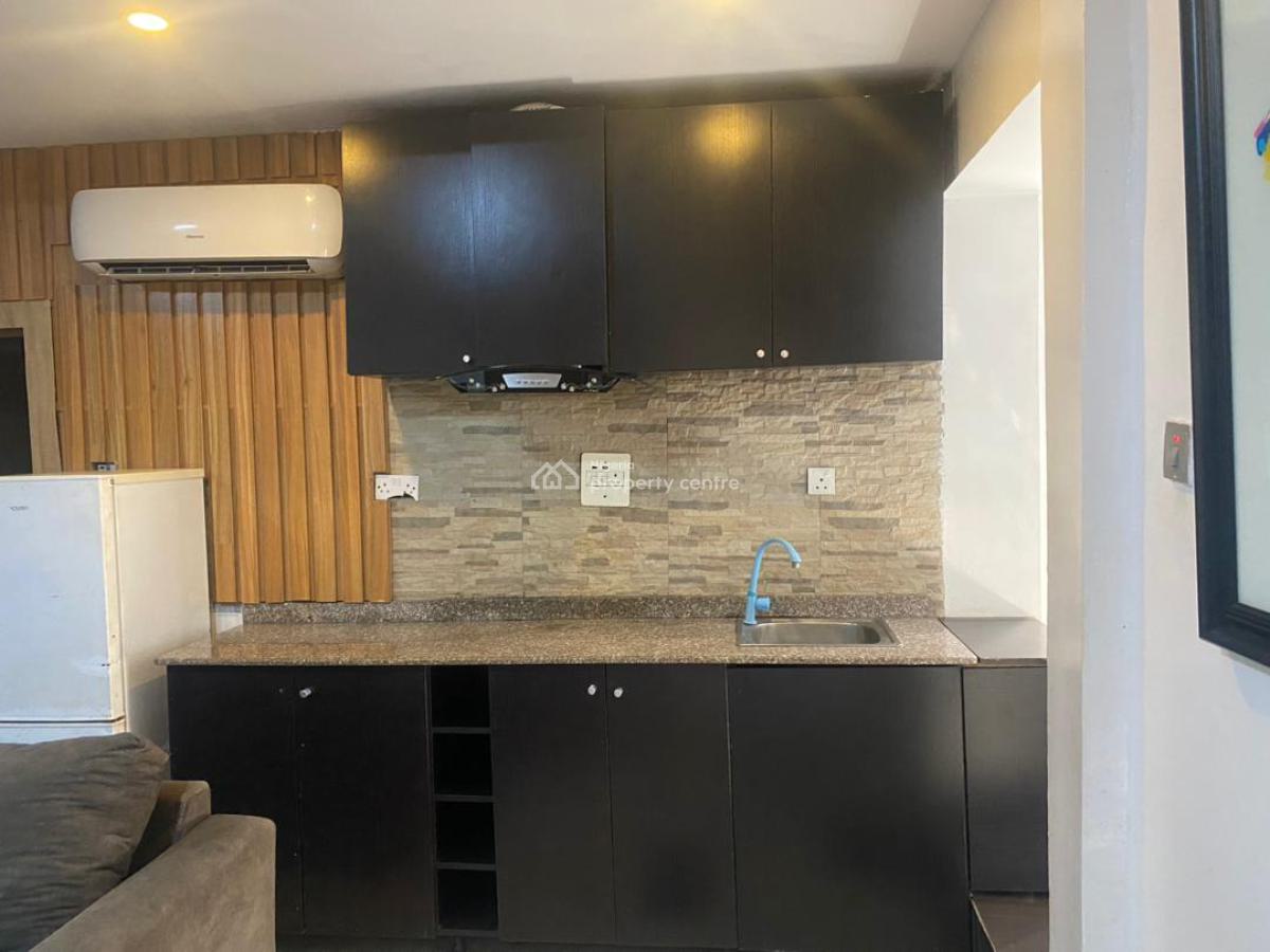 2 Bedroom Flat, Lekki Phase 1, Lekki, Lagos, Flat / Apartment Short Let