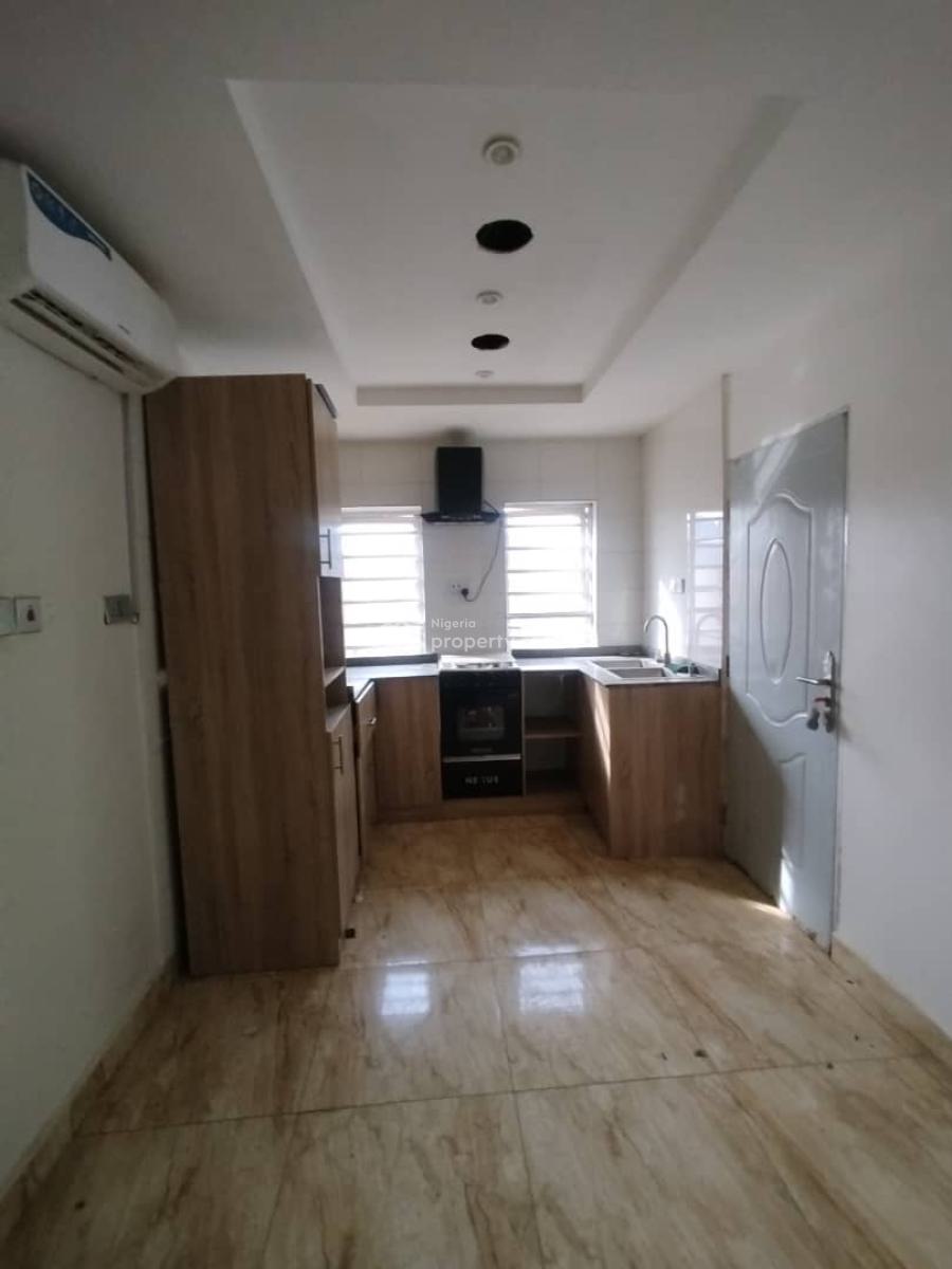 Luxury Services One Bedroom Flat with Generator and Inverter, Katampe (main), Katampe, Abuja, Flat / Apartment for Rent