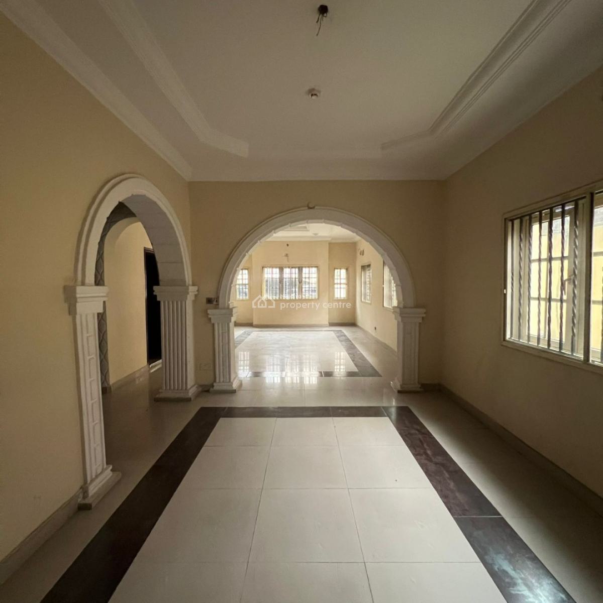 5 Bedroom Apartment., Lekki Phase 1, Lekki, Lagos, Flat / Apartment for Rent