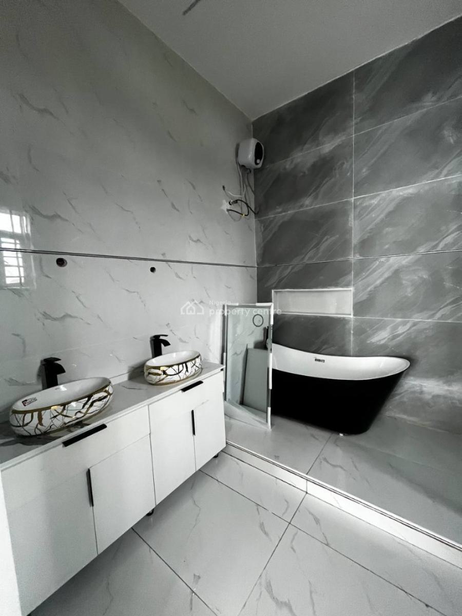 5 Bedroom Detached House with Bq, Vgc, Lekki, Lagos, Detached Duplex for Sale