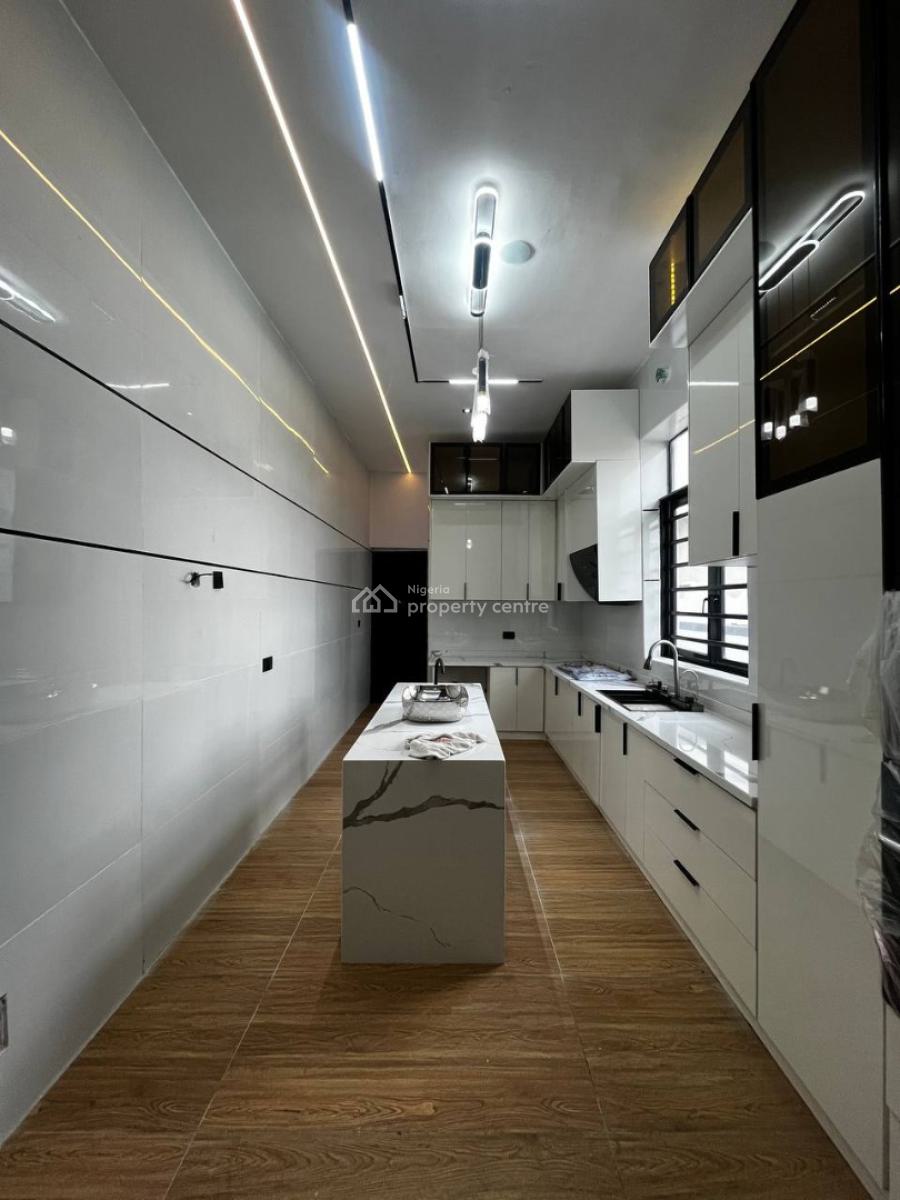 5 Bedroom Detached House with Bq, Vgc, Lekki, Lagos, Detached Duplex for Sale