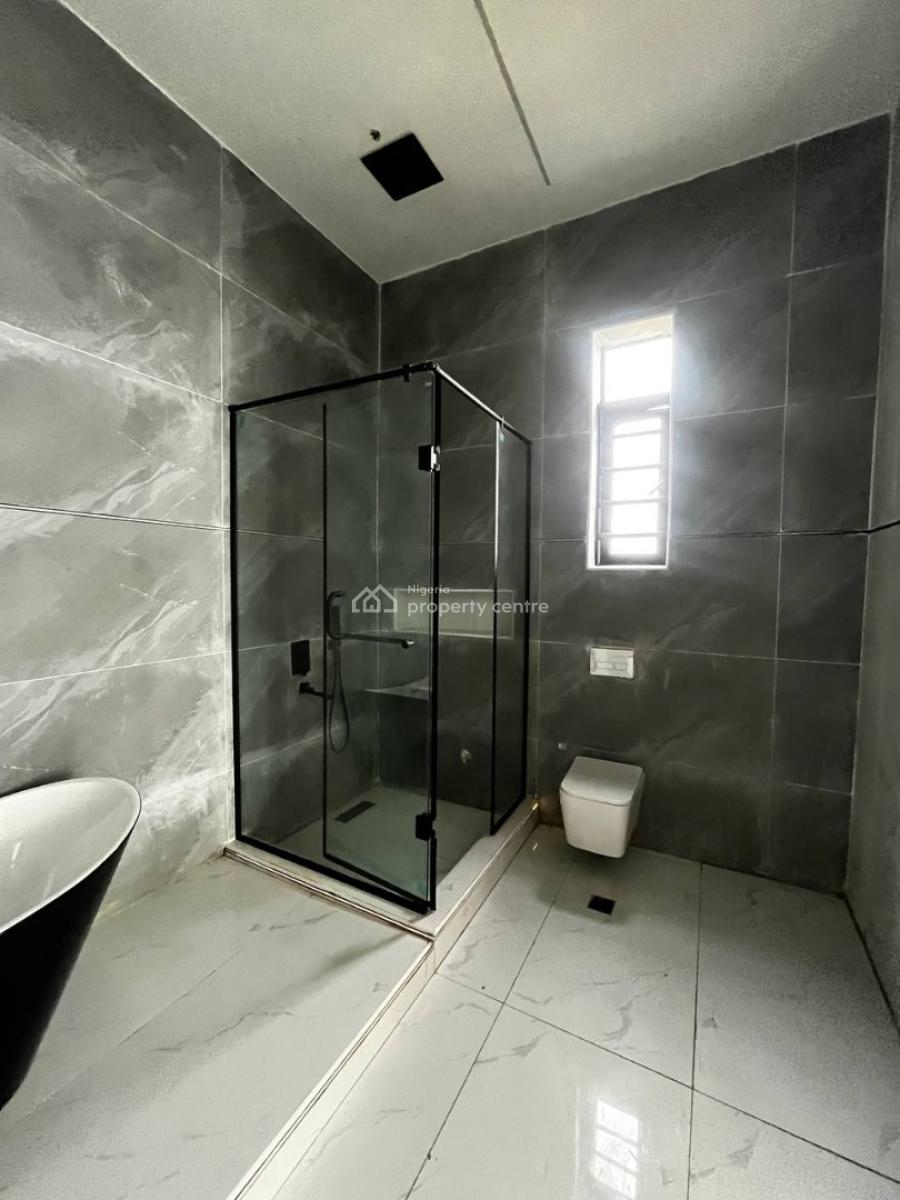 5 Bedroom Detached House with Bq, Vgc, Lekki, Lagos, Detached Duplex for Sale