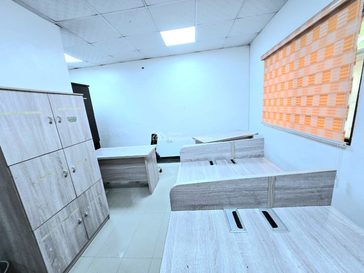 Commercial 2-bedroom Shop  Space, Lekki Phase 1, Lekki, Lagos, Shop for Rent