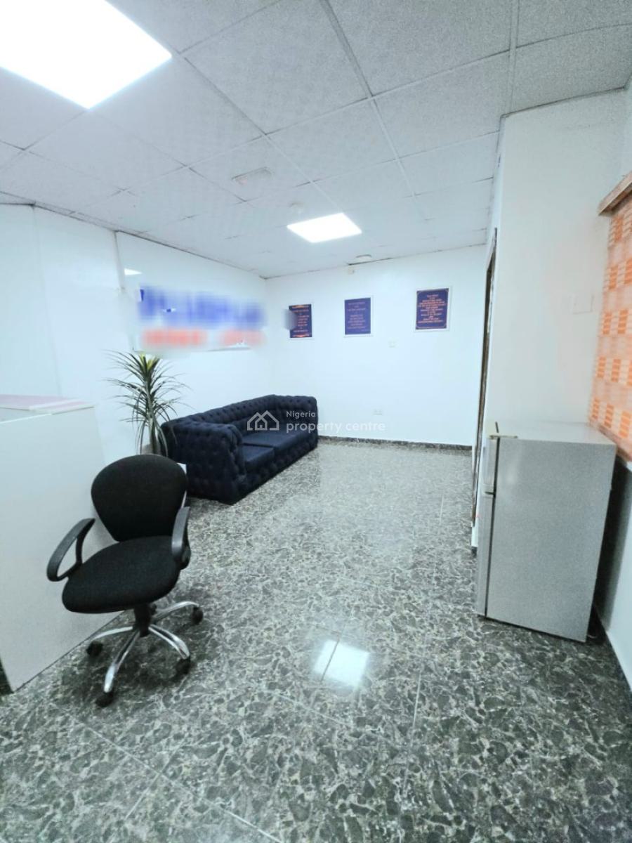 Commercial 2-bedroom Shop  Space, Lekki Phase 1, Lekki, Lagos, Shop for Rent