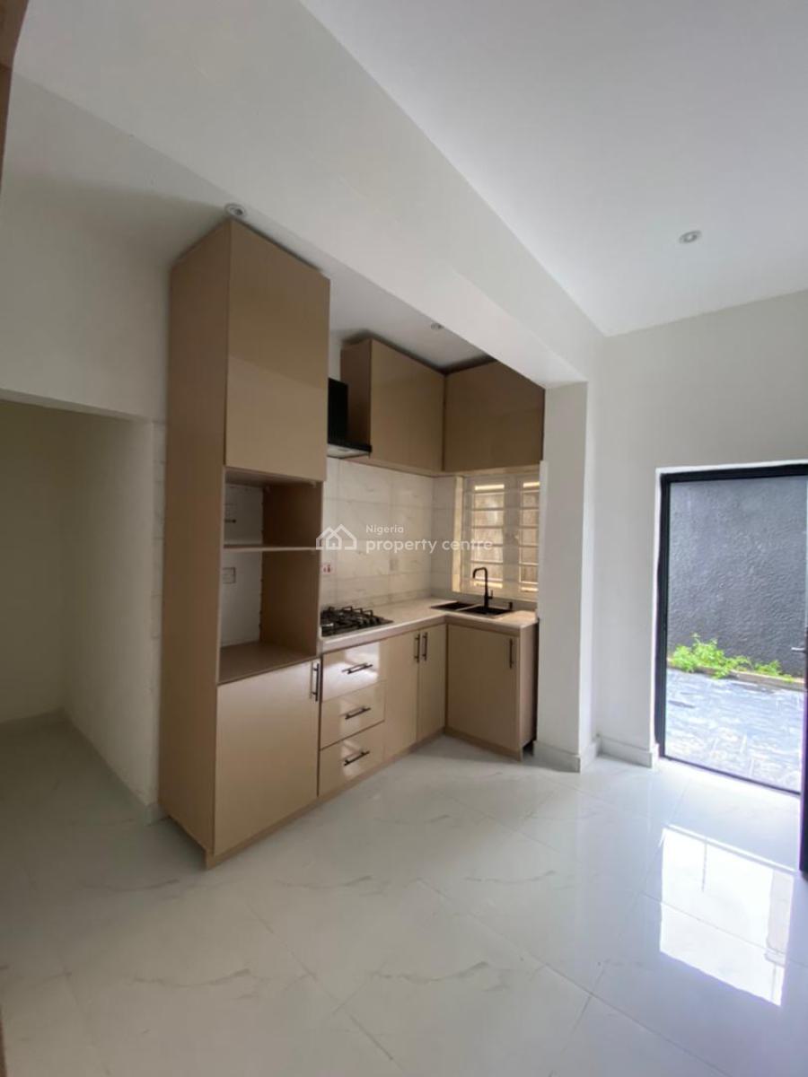 3 Bedroom Flat, Sangotedo, Ajah, Lagos, Block of Flats for Sale