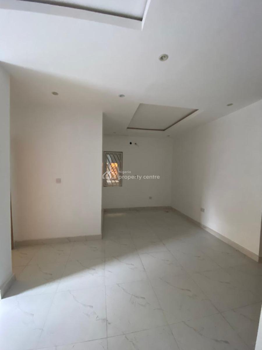 2 Bedroom Flat, Sangotedo, Ajah, Lagos, Block of Flats for Sale