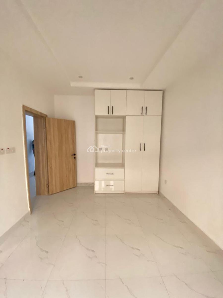 2 Bedroom Flat, Sangotedo, Ajah, Lagos, Block of Flats for Sale