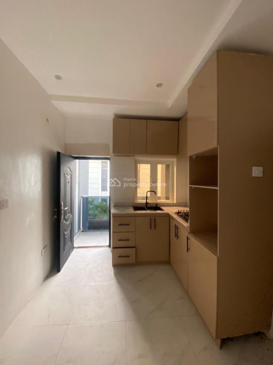 2 Bedroom Flat, Sangotedo, Ajah, Lagos, Block of Flats for Sale