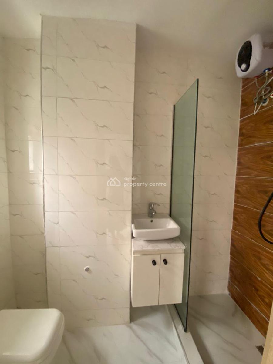 2 Bedroom Flat, Sangotedo, Ajah, Lagos, Block of Flats for Sale