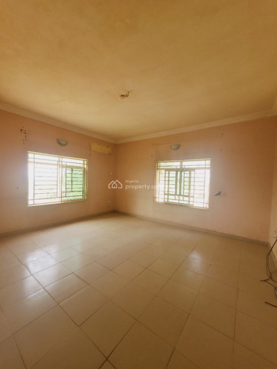 Luxury Massive 3 Bedroom Flat, Behind Games Village Estate, Kaura, Abuja, Flat / Apartment for Rent