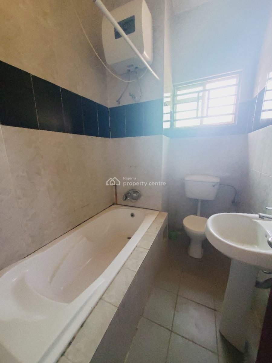 Luxury Massive 3 Bedroom Flat, Behind Games Village Estate, Kaura, Abuja, Flat / Apartment for Rent