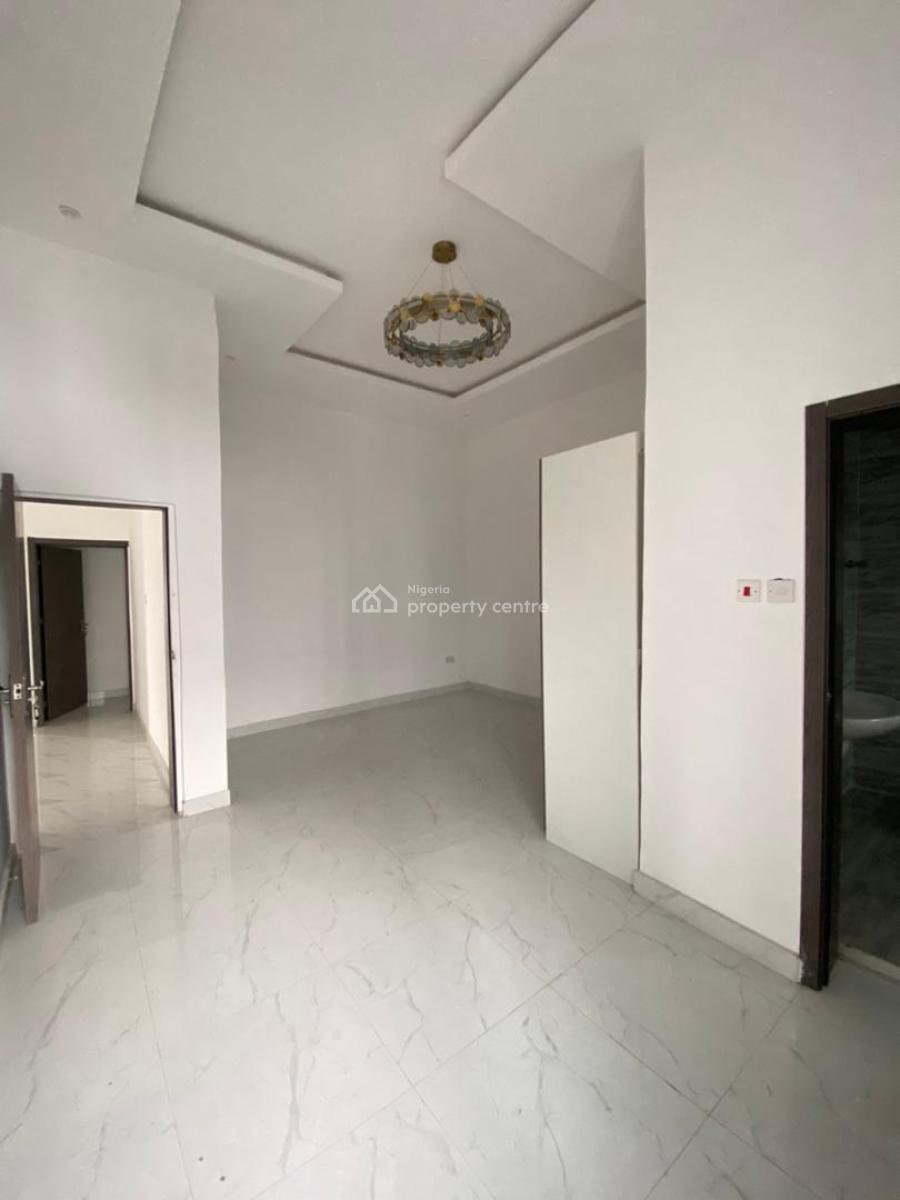 2 Bedroom Penthouse Apartments, Sangotedo, Ajah, Lagos, Block of Flats for Sale