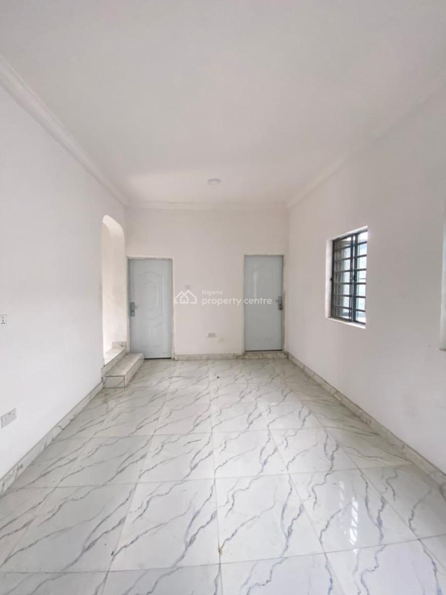 2 Bedroom Fully Detached Apartment, Sangotedo, Ajah, Lagos, Block of Flats for Sale