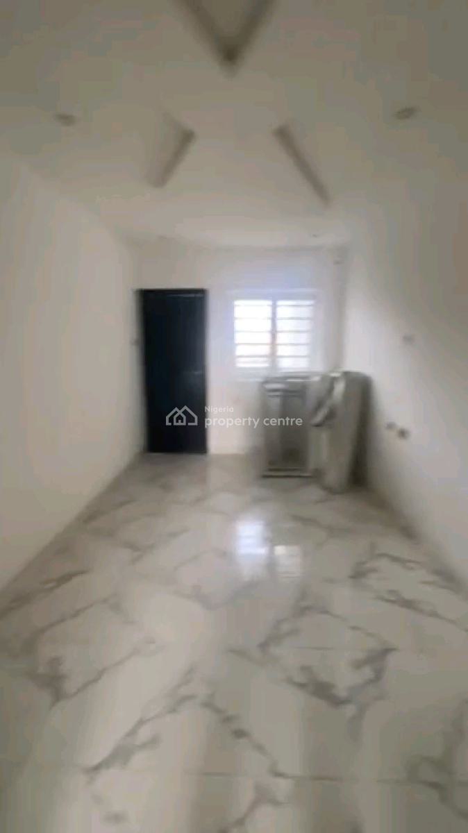 Standard Miniflat Upstairs  Screeded Walls, Pop, Wardrobe, Opposite Adekunle Estate, Yaba, Lagos, Mini Flat (room and Parlour) for Rent