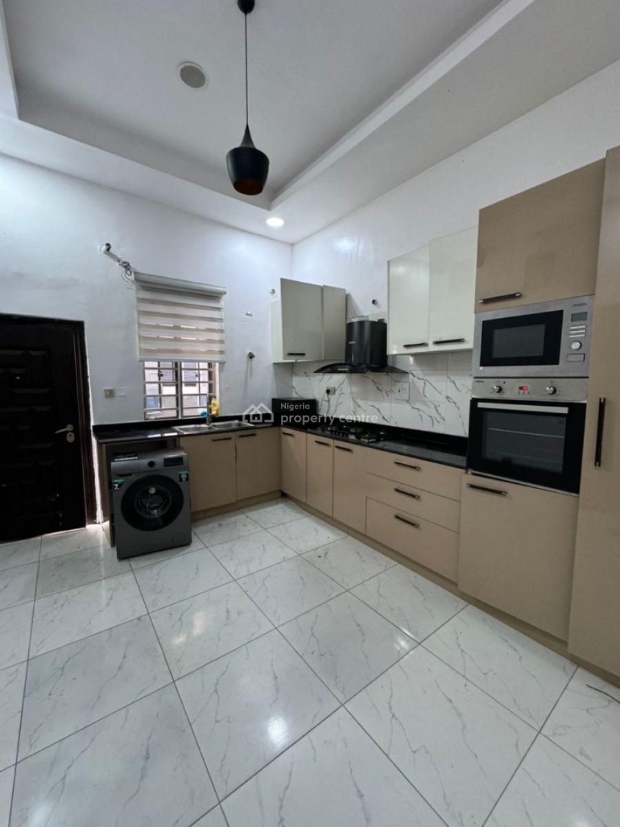 Standard Semi-masters Room Upstairs, Chevron, Lekki, Lagos, House for Rent