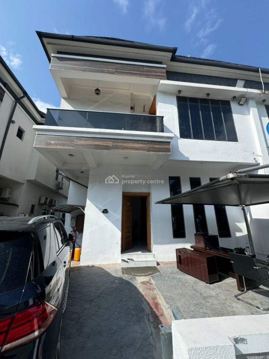 Standard Semi-masters Room Upstairs, Chevron, Lekki, Lagos, House for Rent