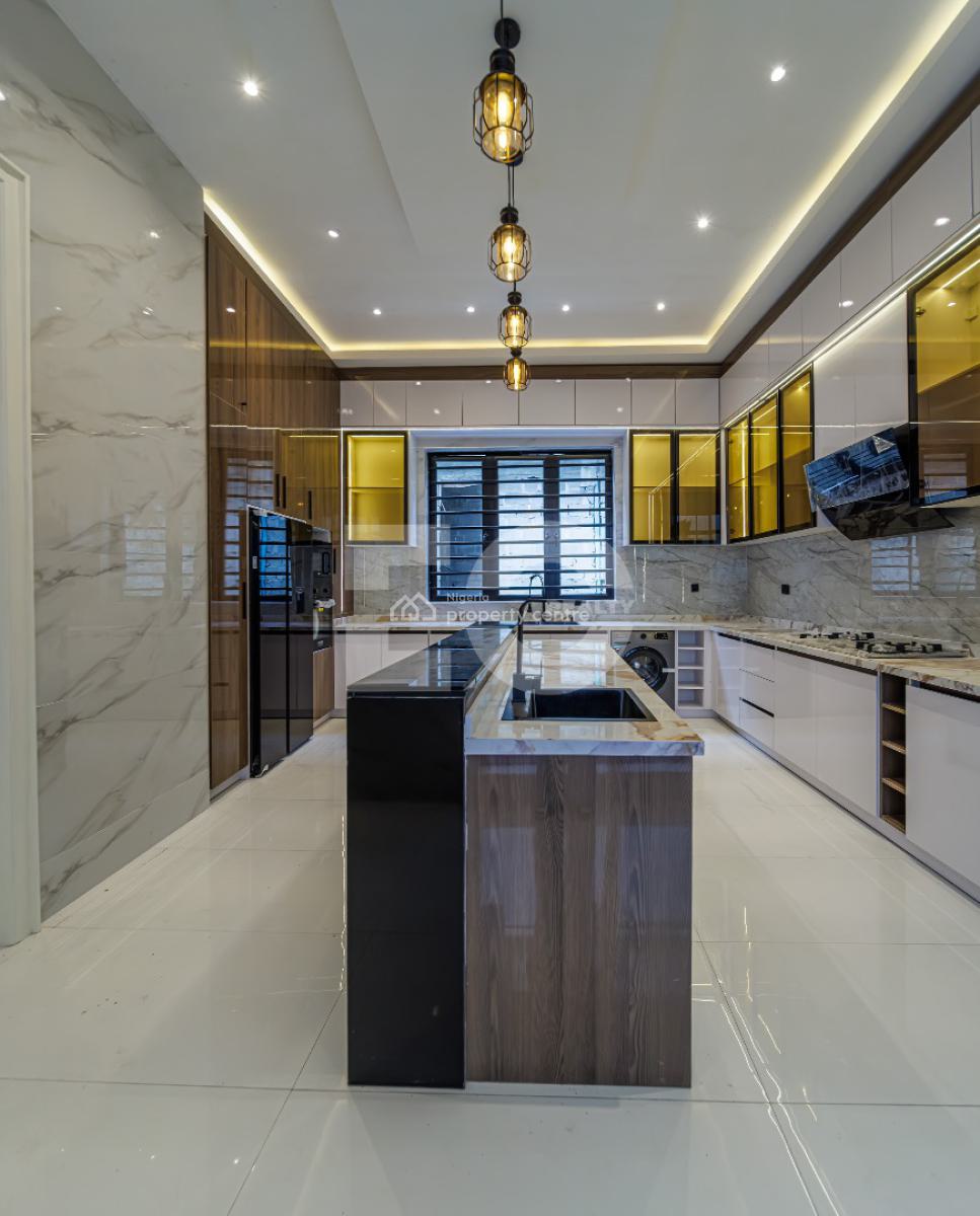 Modern 5-bedroom Detached Residence with Swimming Pool, Gym & Cinema, Ikota, Lekki, Lagos, Detached Duplex for Sale