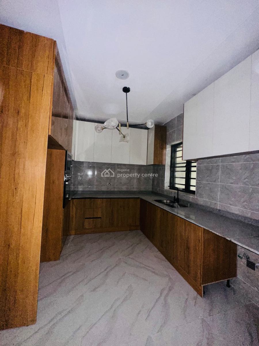 Nicely Built 3 Bedroom Apartment with Pool, Gym & Elevator, Ikate, Lekki, Lagos, Flat / Apartment for Sale