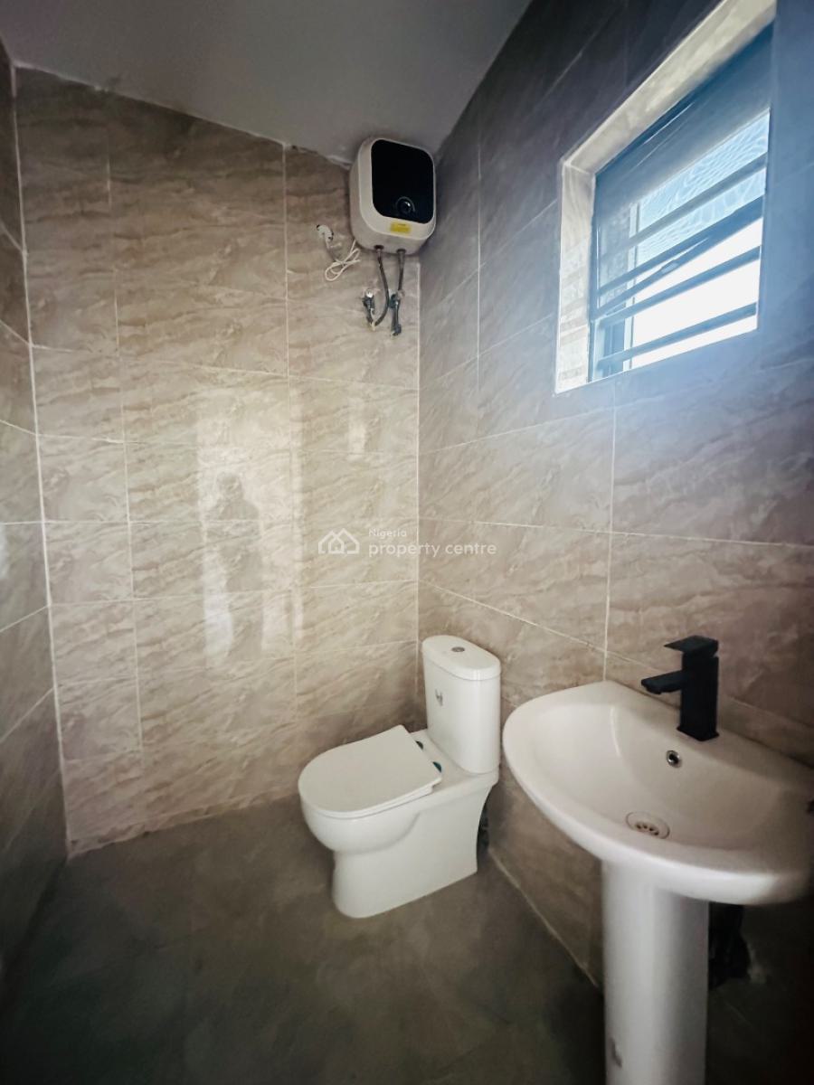 Nicely Built 3 Bedroom Apartment with Pool, Gym & Elevator, Ikate, Lekki, Lagos, Flat / Apartment for Sale