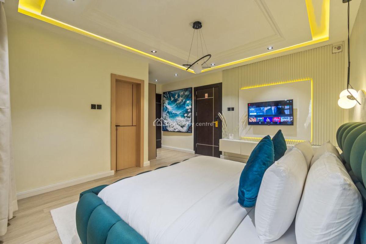 Premium 1bedroom Loft, New Road, Lekki, Lagos, Mini Flat (room and Parlour) Short Let