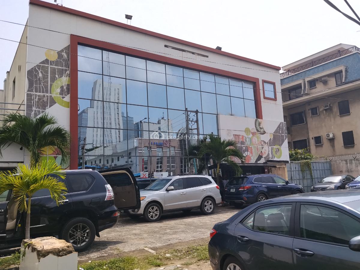 Duplex Commercial Property ... Restaurant Lounge, Off Ademola Adetokunbo, Victoria Island (vi), Lagos, Office Space for Sale