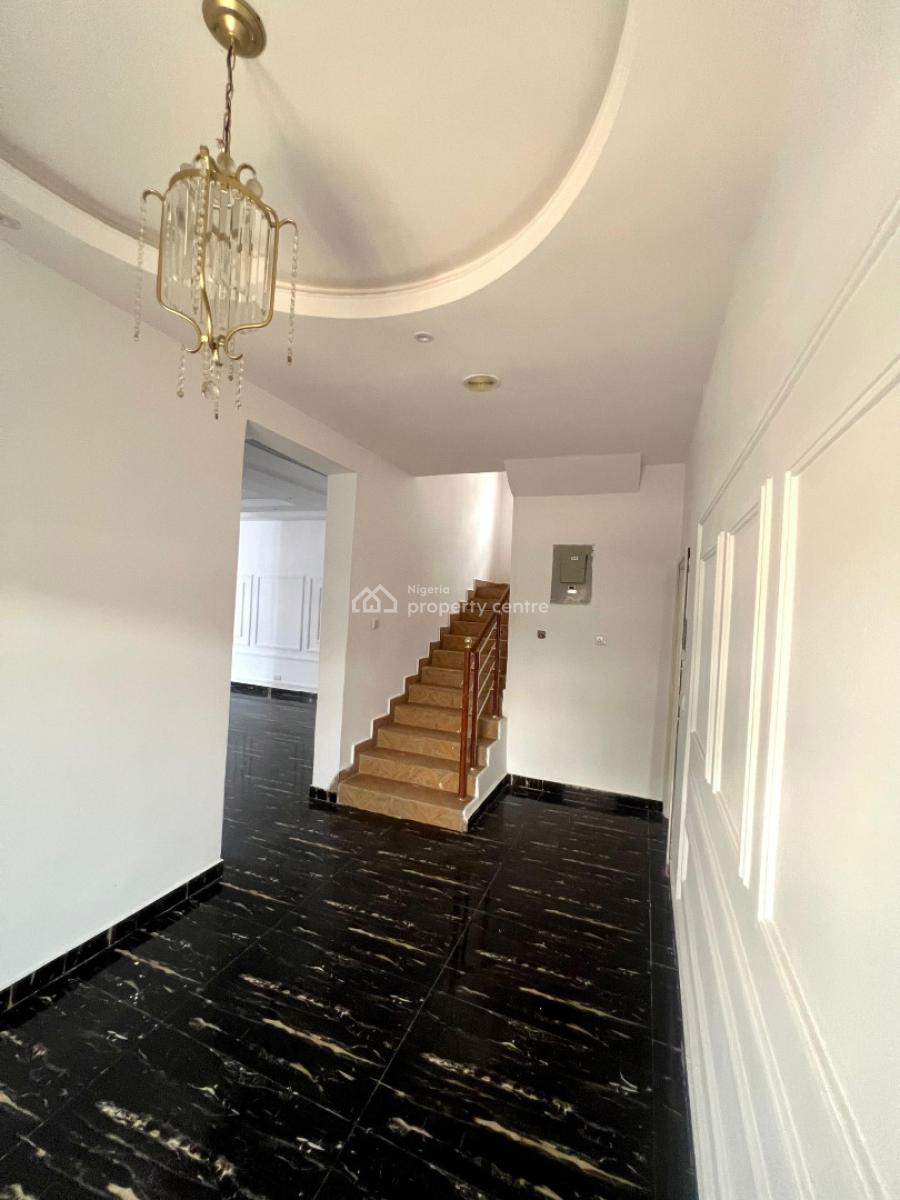 Privately Gated Spacious, 5-bedroom Fully Detached Townhouse with Bq, Off Ikate Elegushi Road, Ikate Elegushi, Lekki, Lagos, Detached Duplex for Rent