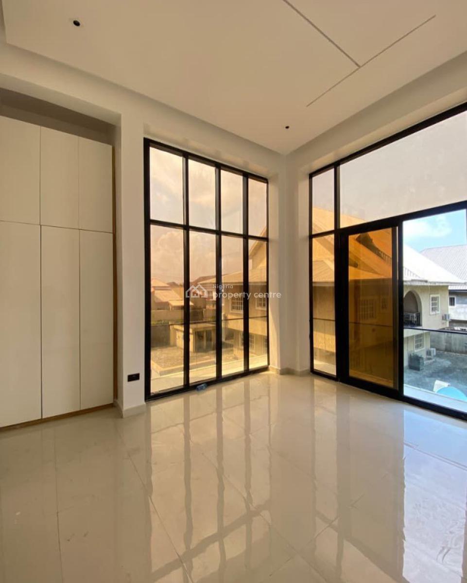 Luxury 3 Bedroom Apartment, Lekki Phase 1, Lekki, Lagos, Block of Flats for Sale