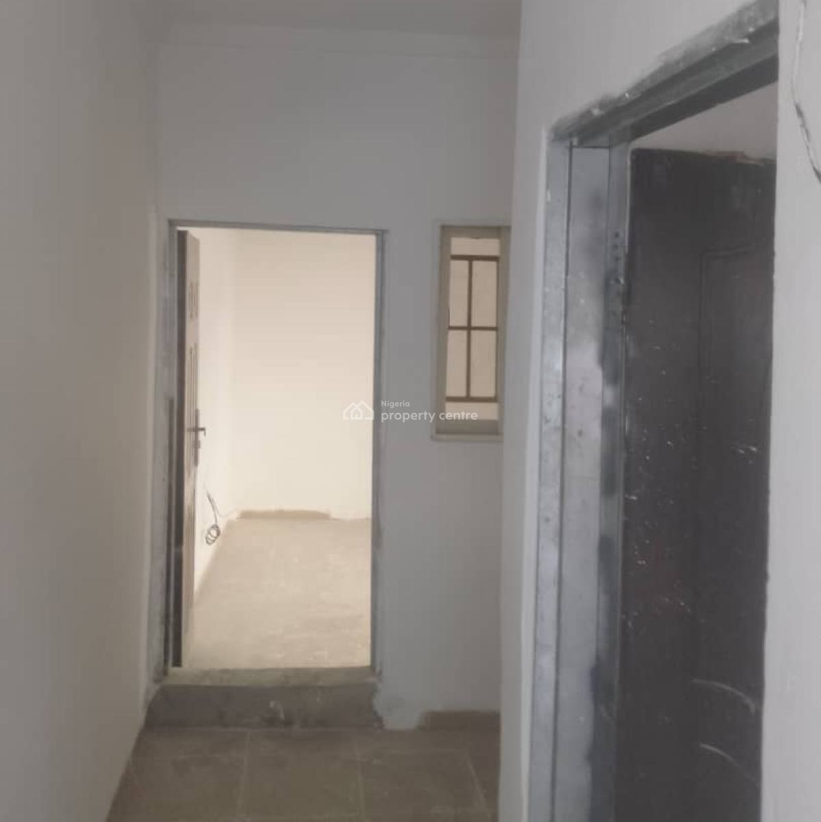Sharp Spacious Pop Self Contain Bq with Personal Meter (tarred Road), 6th Avenue, Gwarinpa, Abuja, Self Contain (single Rooms) for Rent