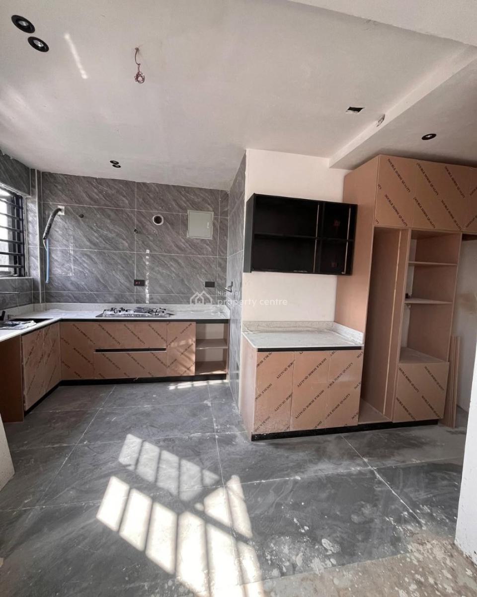 Luxury 2 Bedroom Apartment, Ikate, Lekki, Lagos, Block of Flats for Sale