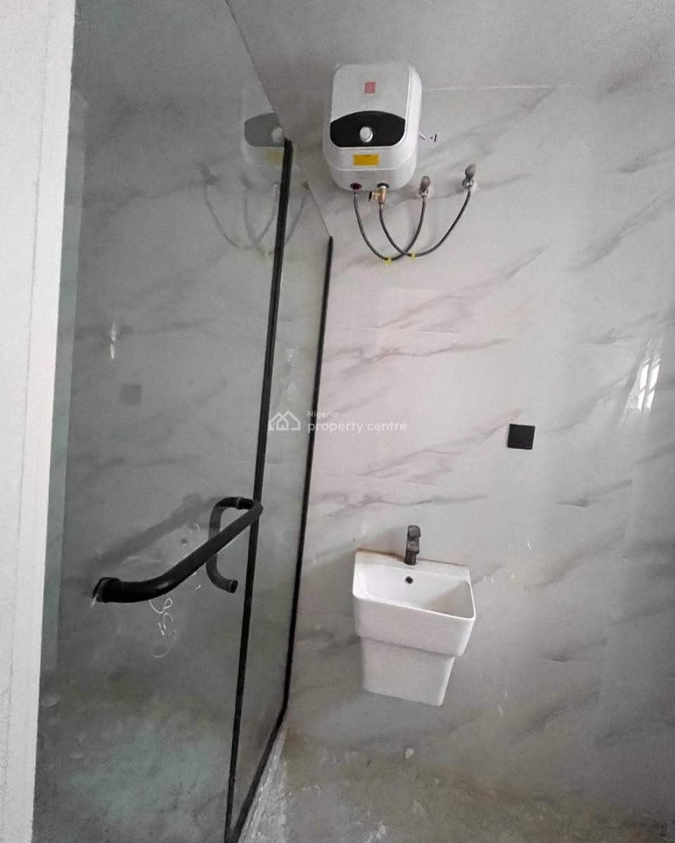 Luxury 2 Bedroom Apartment, Ikate, Lekki, Lagos, Block of Flats for Sale