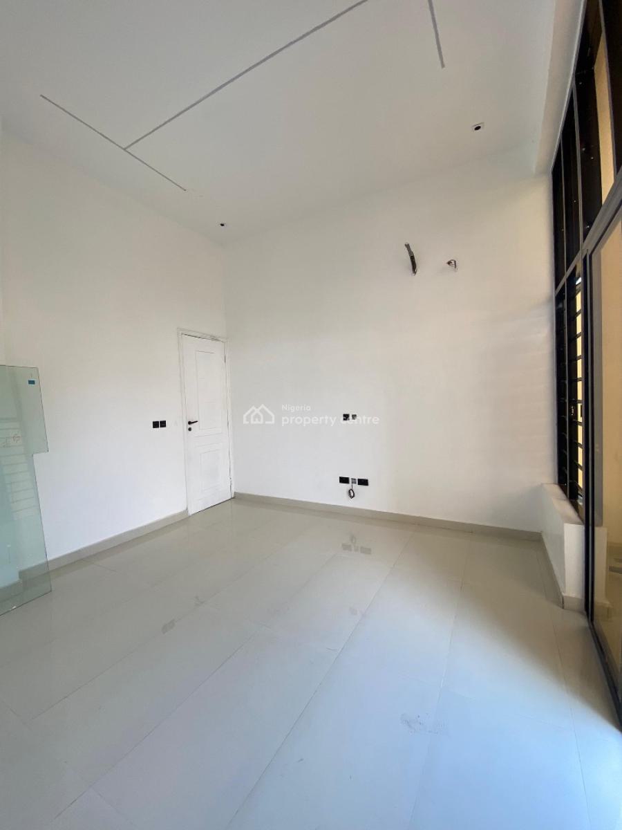 Nicely Built 3 Bedroom Apartment with Modern Facilities, Lekki Phase 1, Lekki, Lagos, Flat / Apartment for Sale