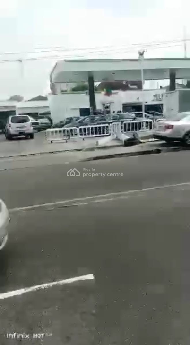 Nnpc Filling Station Sitting Approximately on 3plot of Land, Ikoyi, Lagos, Filling Station for Sale