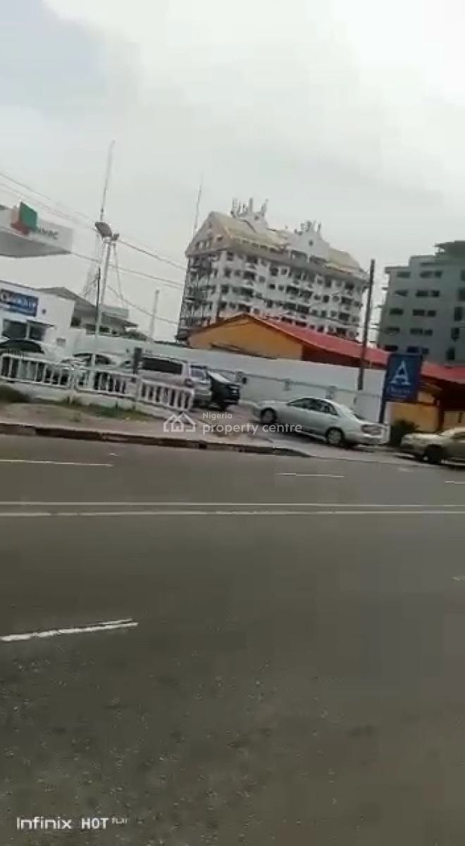 Nnpc Filling Station Sitting Approximately on 3plot of Land, Ikoyi, Lagos, Filling Station for Sale