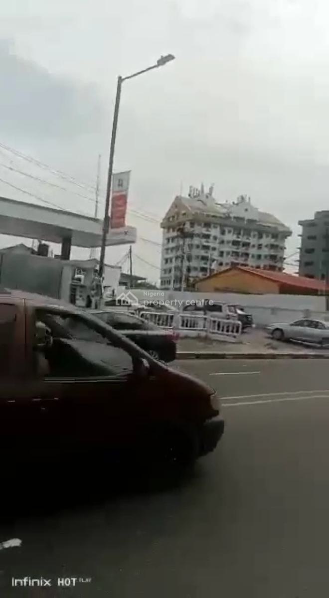 Nnpc Filling Station Sitting Approximately on 3plot of Land, Ikoyi, Lagos, Filling Station for Sale