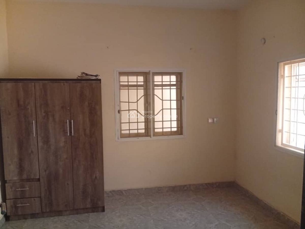 Excellent Spacious 2 Bedroom Apartment, Von, Lugbe District, Abuja, Flat / Apartment for Rent