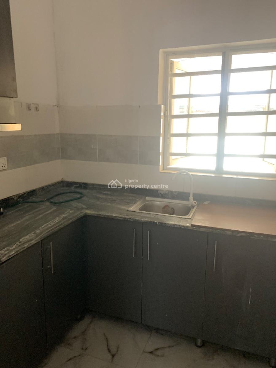 One Bedroom Apartment, Ilaje, Ajah, Lagos, Flat / Apartment for Rent