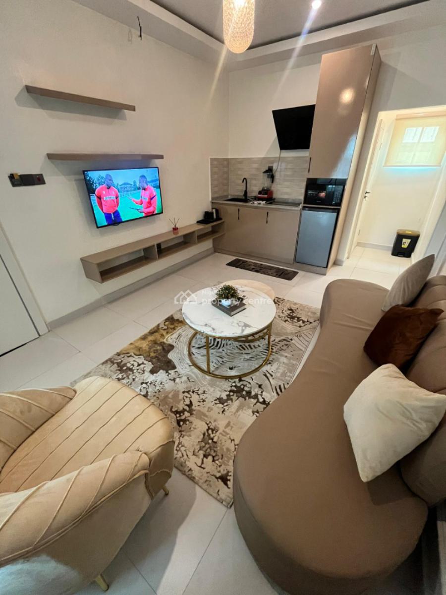 Cozy 1 Bedroom Apartment, Osapa, Lekki, Lagos, Flat / Apartment Short Let