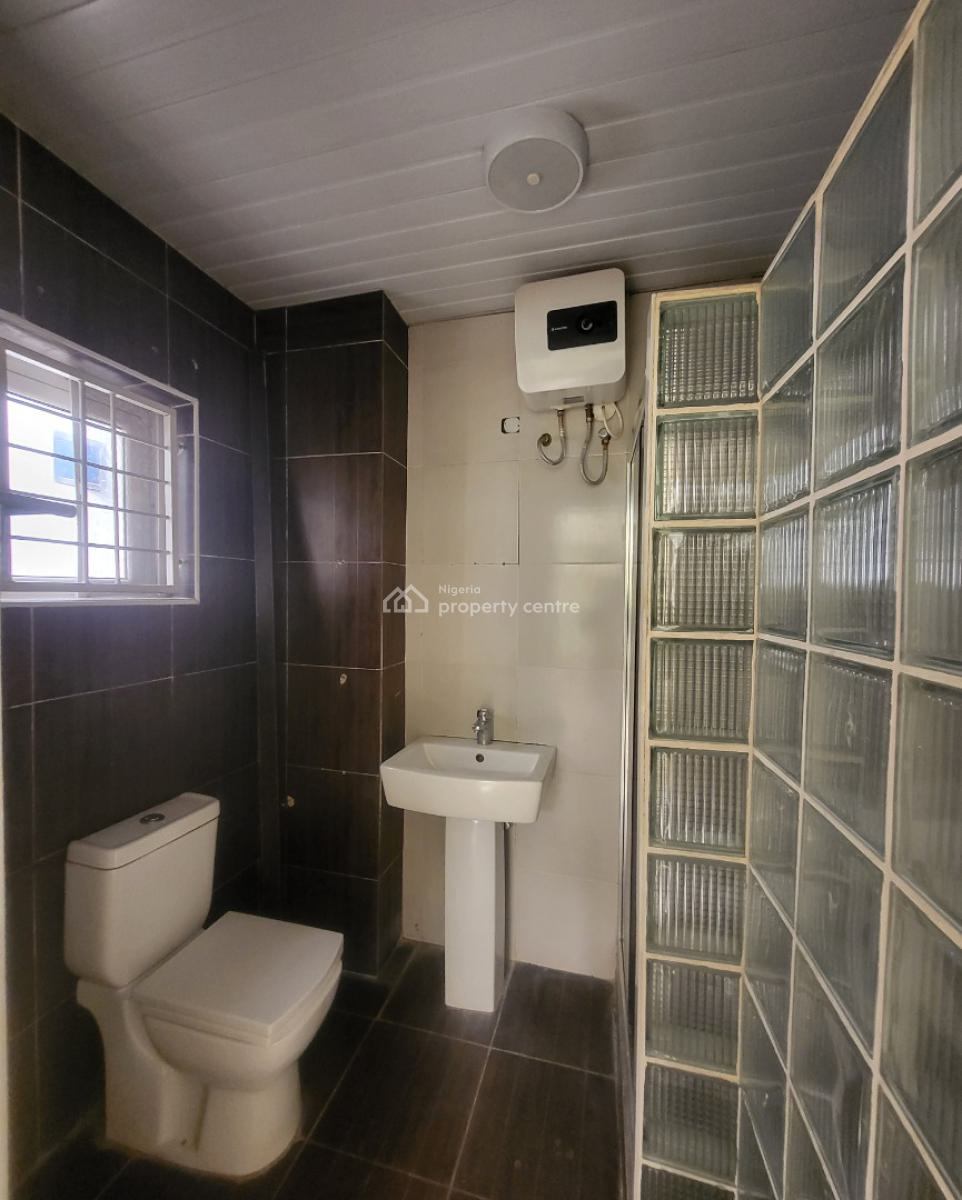 Luxurious Massive 2 Bedroom Flat, By American International School, Durumi, Abuja, Flat / Apartment for Rent