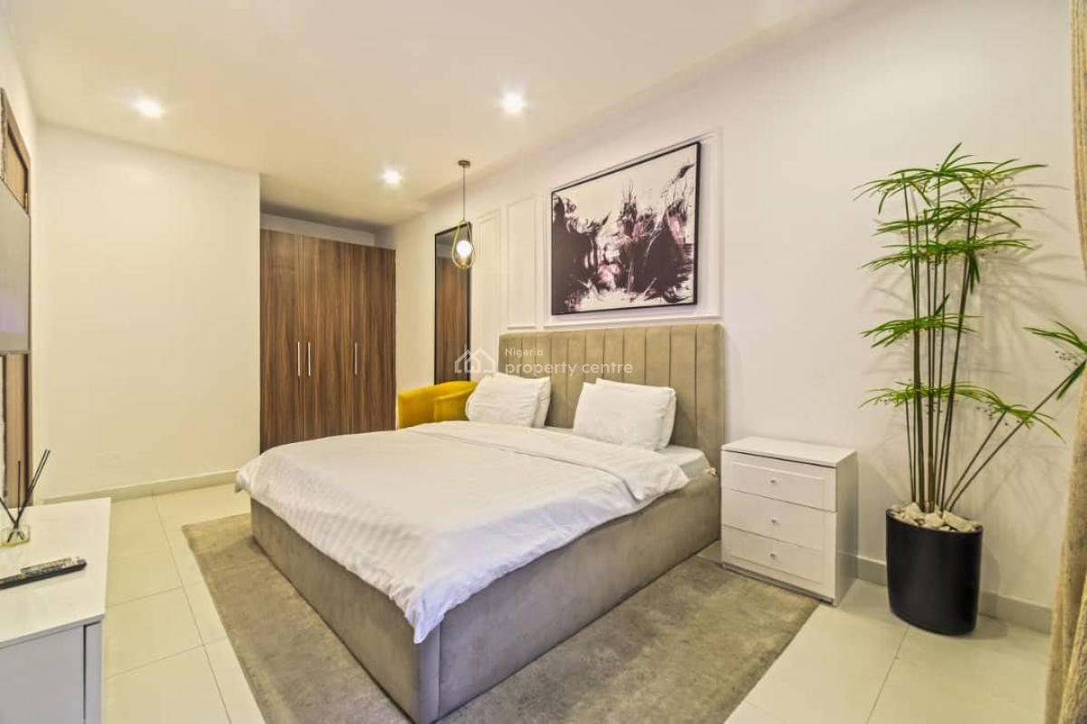 Super Glamorous Private 5-bedroom Triplex (self Compound), Admiralty Way, Lekki Phase 1, Lekki, Lagos, House Short Let