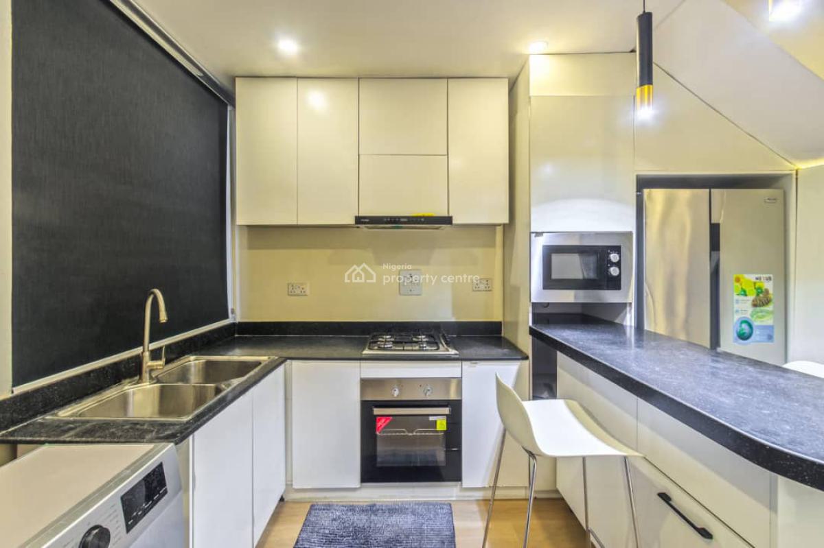 Super Glamorous Private 5-bedroom Triplex (self Compound), Admiralty Way, Lekki Phase 1, Lekki, Lagos, House Short Let