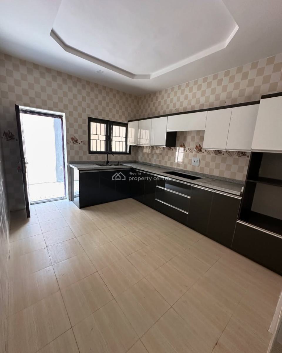 Brand New 4 Bedrooms Terrace Duplex with Bq, Gaduwa, Abuja, Terraced Duplex for Sale