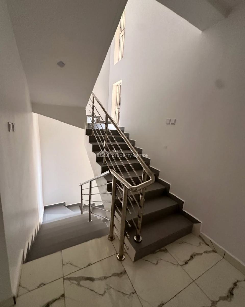 Brand New 4 Bedrooms Terrace Duplex with Bq, Gaduwa, Abuja, Terraced Duplex for Sale